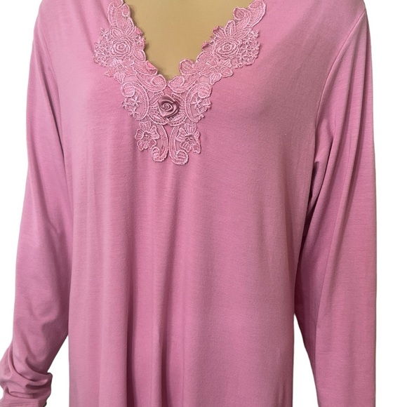 CINEMA EAOILE LADYS PAJAMA GOWN, SIZE XL WORN ONLY ONCE IN GREAT CONDITION. - Picture 2 of 12